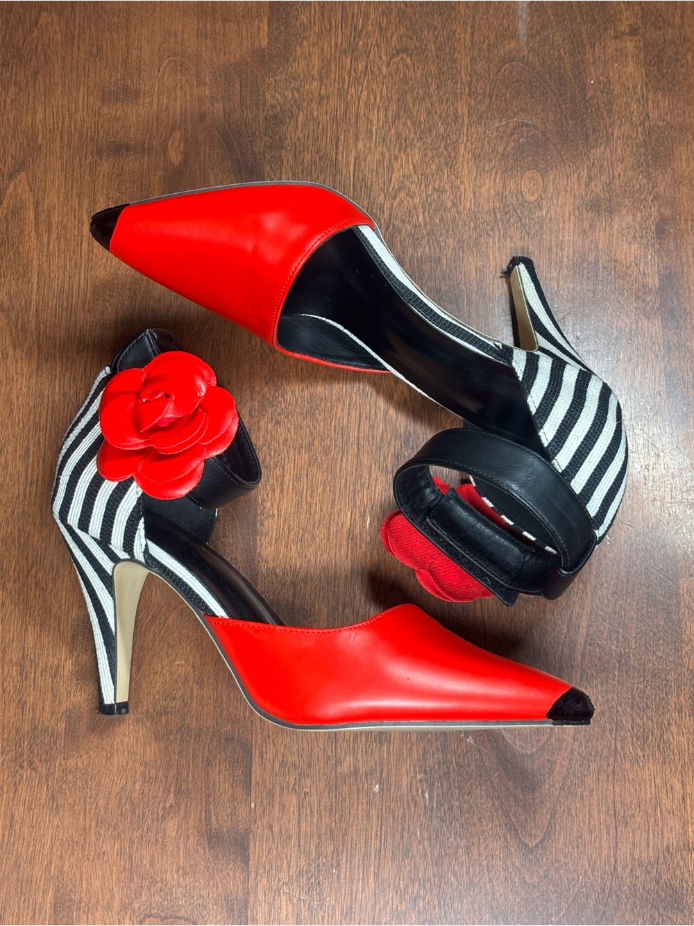 Red Floral Accent Pointed-Toe Women’s Heels with Striped Heel